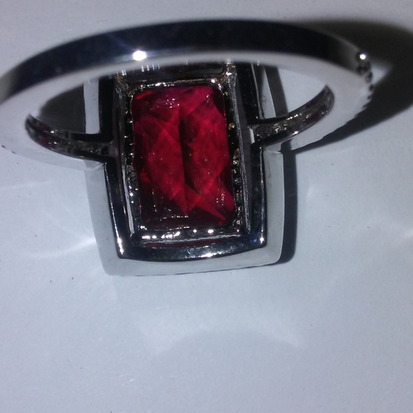 NWT ring pink cz white gold plate inverted cushion - Picture 4 of 4